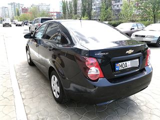 Chevrolet Aveo foto 3