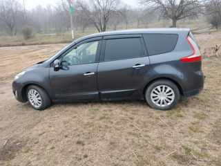 Renault Grand Scenic foto 3