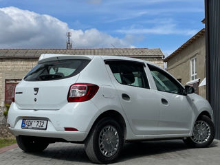 Dacia Sandero foto 4