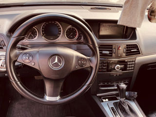 Mercedes E-Class foto 2