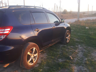 Toyota Rav 4 foto 4