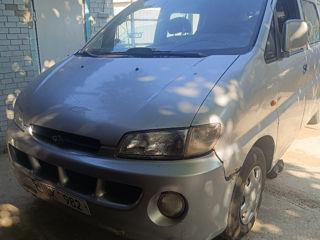 Hyundai H200 foto 1