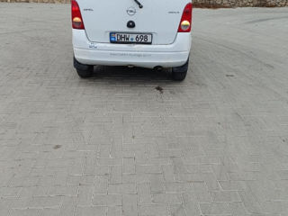 Opel Agila foto 8