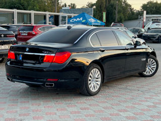 BMW 7 Series foto 3