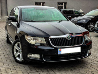 Skoda Superb foto 4