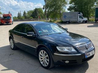 Volkswagen Phaeton foto 2