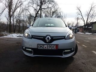 Renault Grand Scenic foto 1