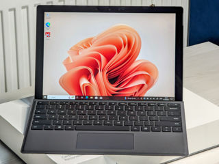 Microsoft Surface Pro 7 2K Touch (Core i5 1035G4/8Gb Ram/256Gb SSD/53 Cycle/12.3 PixelSense Touch) foto 1