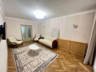 Apartament cu 4 camere, 85 m², Buiucani, Chișinău foto 3
