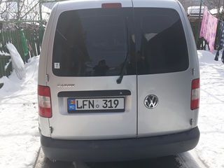 Volkswagen Caddy foto 1