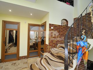 Casa cu 2 nivele, Dănceni, reparație+mobilă, 280 mp, 178000 € ! foto 5
