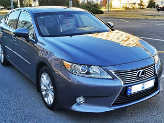 Lexus ES Series