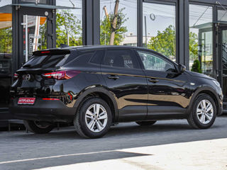 Opel Grandland X foto 2