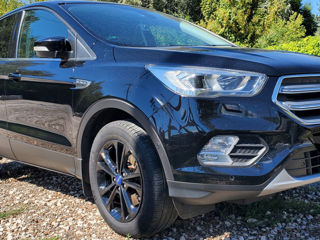 Ford Kuga foto 2