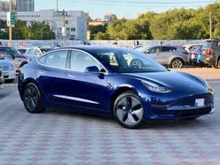 Tesla Model 3 foto 4