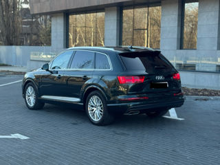 Audi Q7 foto 3