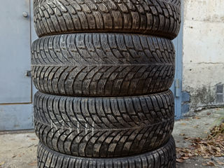 255/55/R20 Nokian