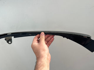 Ресничка решетки радиатора grill правая Honda Accord 18-22 темный хром, царапины, песок foto 2