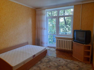 1-комн. кв., 50 м², 2/5 эт.