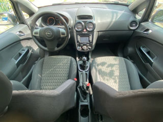 Opel Corsa foto 6