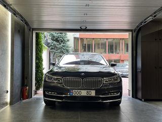 BMW 7 Series foto 7