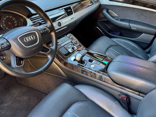 Audi A8 foto 4