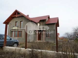 Casa cu 2 nivele, Ciorescu, 150 mp, 55000 € ! foto 4