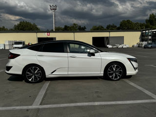 Honda Clarity foto 2