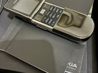 Nokia 8800.Sterea ca Noua.Are tot set Cutie acte încărcător.Accomulator inflat. foto 5