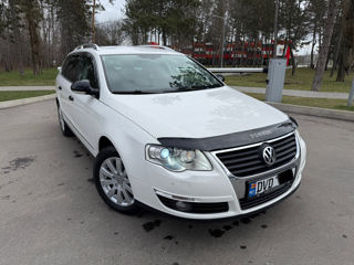 Volkswagen Passat foto 2