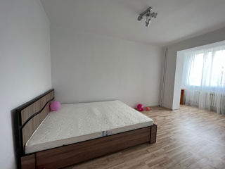 Apartament cu 4 camere, 90 m², Sculeni, Chișinău foto 4