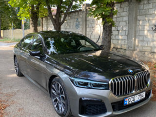 BMW 7 Series foto 7