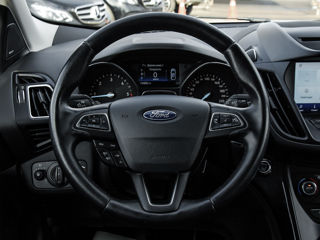 Ford Kuga foto 10