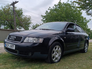 Audi A4 foto 2