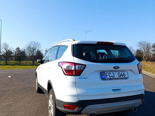 Ford Kuga foto 4