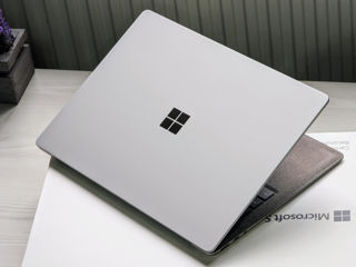 Microsoft Surface Laptop 2 (Core i5 8250u/8Gb Ram/256Gb SSD/13.5" 2K PixelSense Touch) foto 11