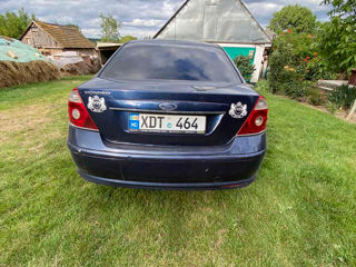 Ford Mondeo foto 3