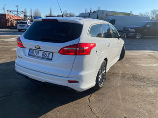 Ford Focus ST foto 4