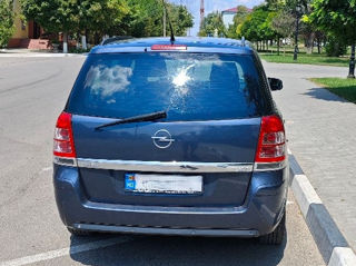 Opel Zafira foto 4