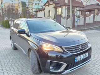 Peugeot 5008 foto 2