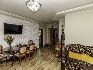 Apartament cu 2 camere, 51 m², Centru, Chișinău foto 4