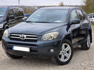 Toyota Rav 4 foto 3