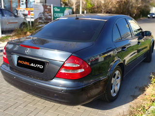 Mercedes E-Class foto 3