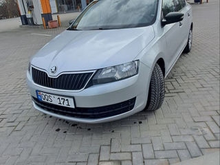 Skoda Rapid foto 2