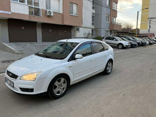 Ford Focus foto 2