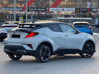 Toyota C-HR foto 4