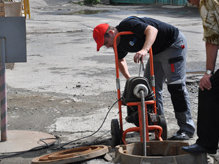 Чистка и прочистка канализации - desfundarea si curatirea canalizării. foto 3