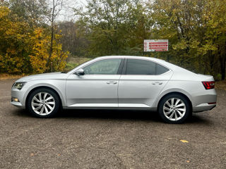 Skoda Superb foto 5