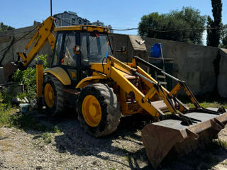 Buldoexcavator Jcb foto 3