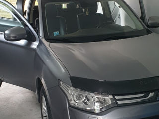 Mitsubishi Outlander foto 5